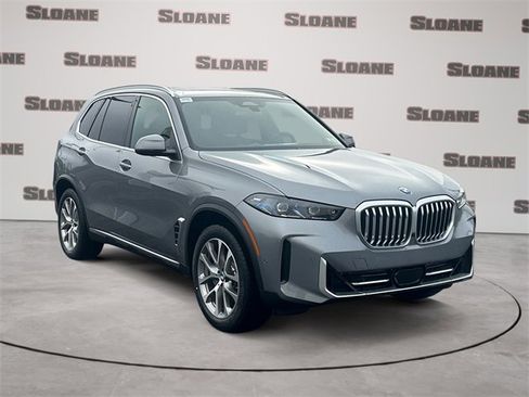 New 2026 BMW X5 xDrive40i w/ Climate Comfort Package image 7