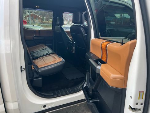 Used 2016 Ford F150 Limited w/ Trailer Tow Package image 15