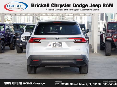 Used 2024 Toyota Grand Highlander XLE image 6