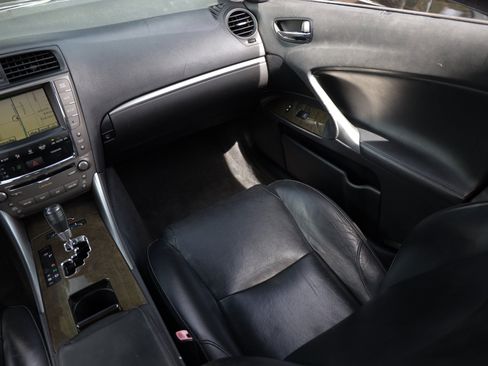 Used 2011 Lexus IS 350 w/ Premium Pkg Value Edition RWD image 25