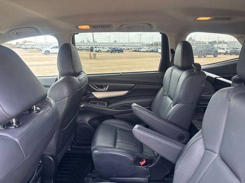 Used 2020 Subaru Ascent Limited w/ Popular Package #3 AWD/4WD image 39