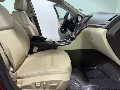 Used 2017 Buick Regal Premium w/ Driver Confidence Package #1 image 26