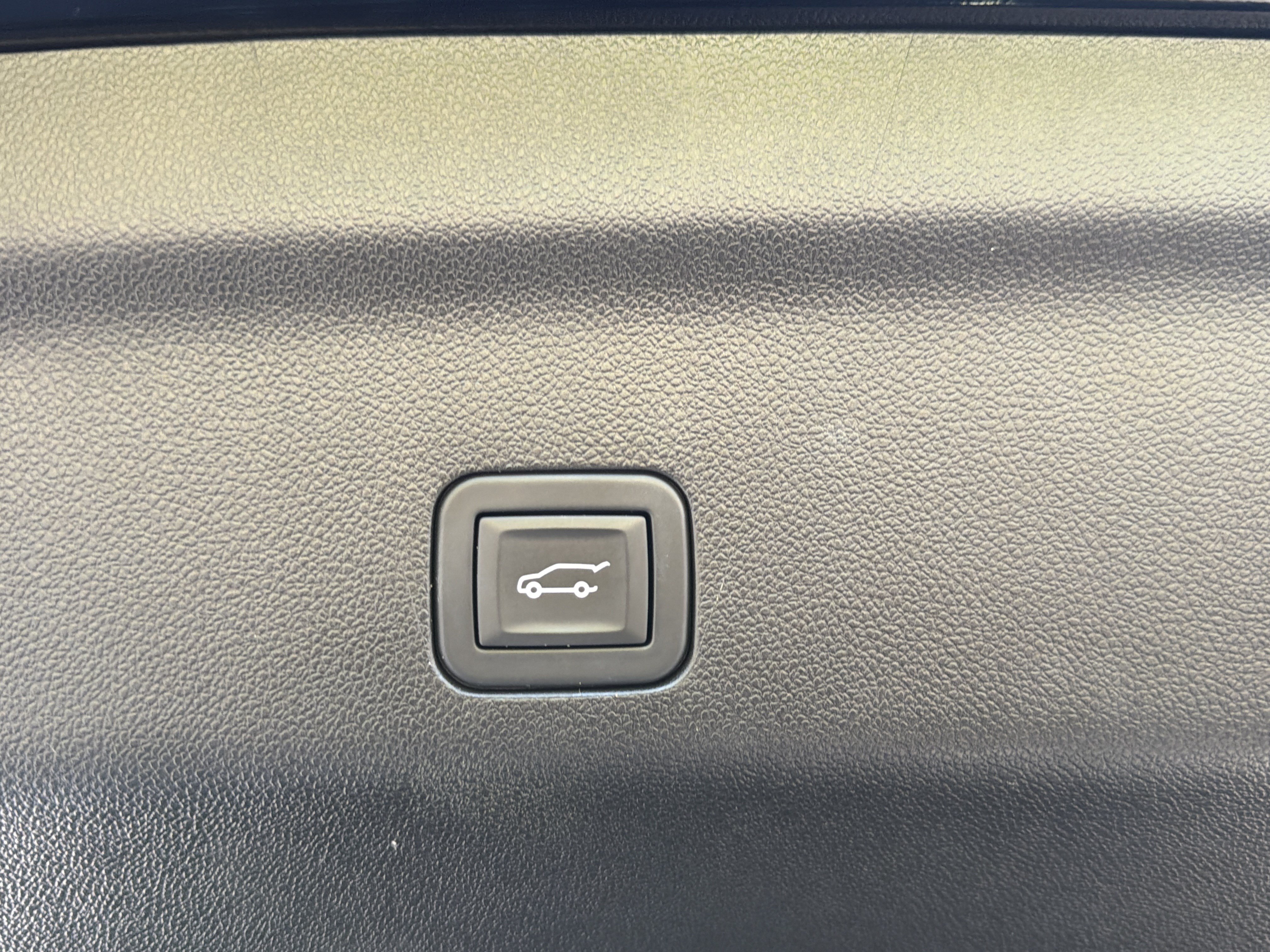 Used 2026 Cadillac Escalade Platinum Sport AWD/4WD image 43