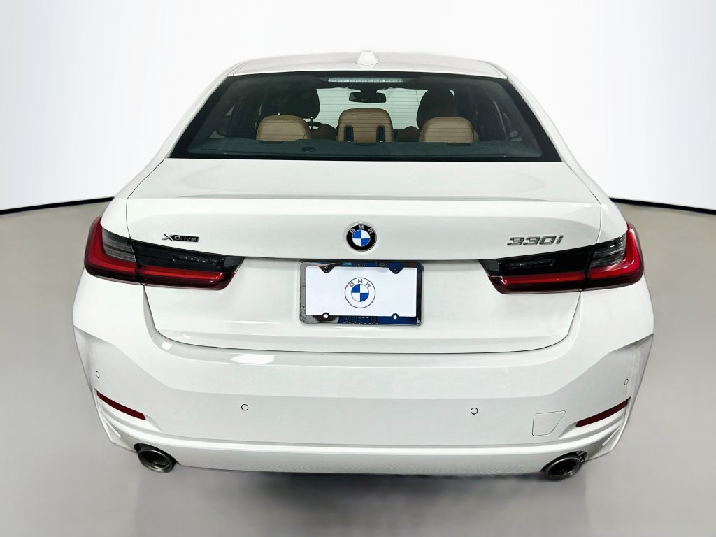 Used 2023 BMW 330i xDrive Sedan w/ Driving Assistance Package AWD/4WD image 6