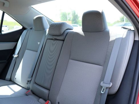 Used 2015 Toyota Corolla LE image 13