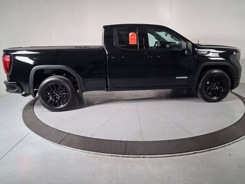 Certified 2025 GMC Sierra 1500 Elevation AWD/4WD image 3