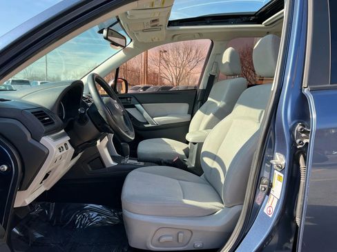 Used 2014 Subaru Forester 2.5i Premium w/ All-Weather Package image 21