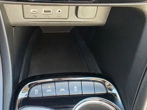 Used 2021 Buick Encore GX Select w/ Advanced Technology Package AWD/4WD image 23