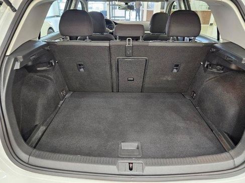 Used 2019 Volkswagen Golf S FWD image 39