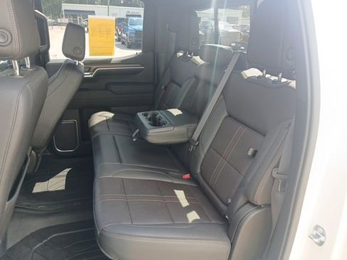 Used 2022 Chevrolet Silverado 1500 High Country w/ High Country Premium Package image 31