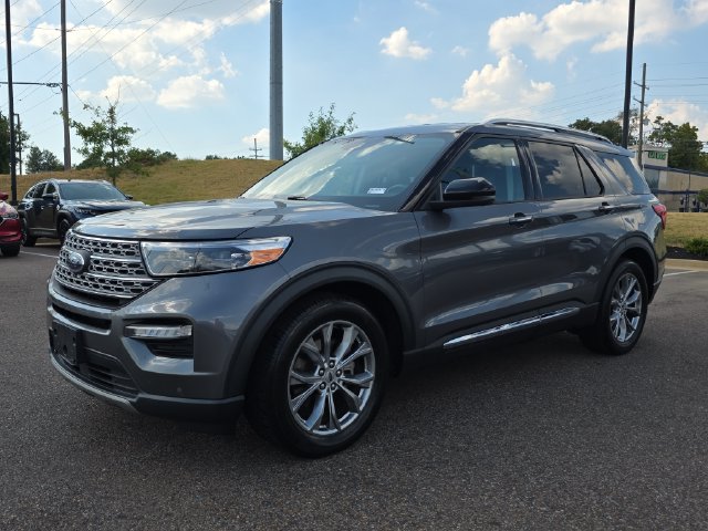 Used 2022 Ford Explorer Limited w/ Equipment Group 301A RWD image 7