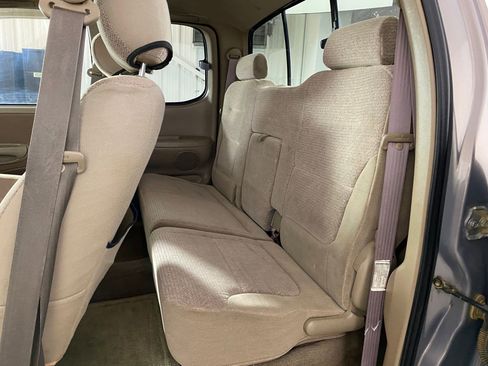 Used 2002 Toyota Tundra Limited image 13