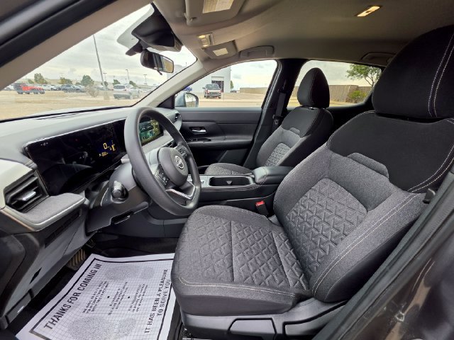 Certified 2025 Nissan Kicks SV AWD/4WD image 14