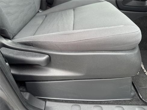 Used 2022 Nissan Frontier S w/ Technology Package image 35