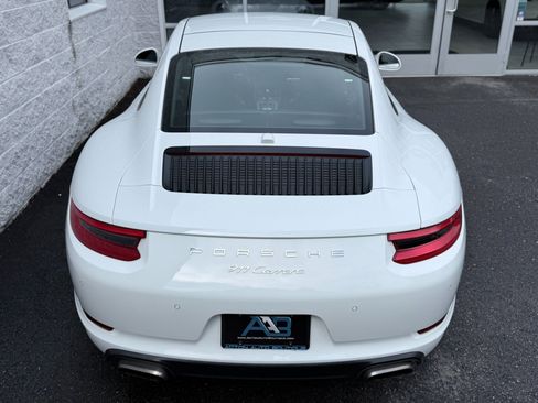 Used 2017 Porsche 911 Carrera 4 AWD/4WD image 39