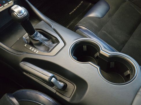 Used 2025 Ford Mustang Dark Horse RWD image 15