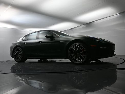 Used 2025 Porsche Panamera 4S image 57