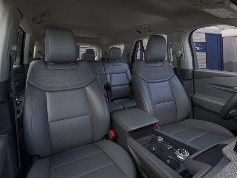 New 2026 Ford Explorer Active w/ Active Comfort Package RWD image 10