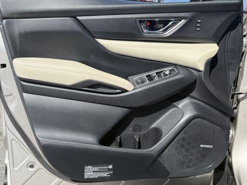 Used 2020 Subaru Ascent Limited w/ Technology Package image 12