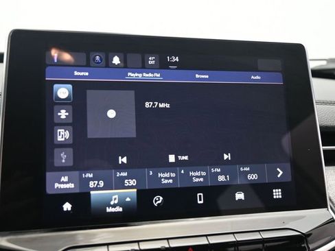 Used 2024 Jeep Compass Latitude image 19