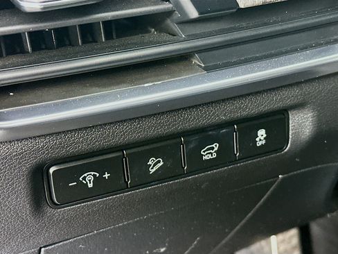 Used 2024 Kia Telluride SX AWD/4WD image 16