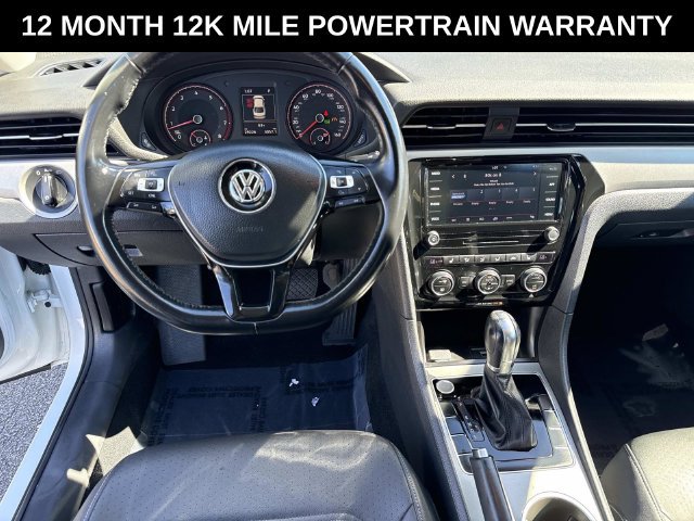 Used 2020 Volkswagen Passat 2.0T SE FWD image 17