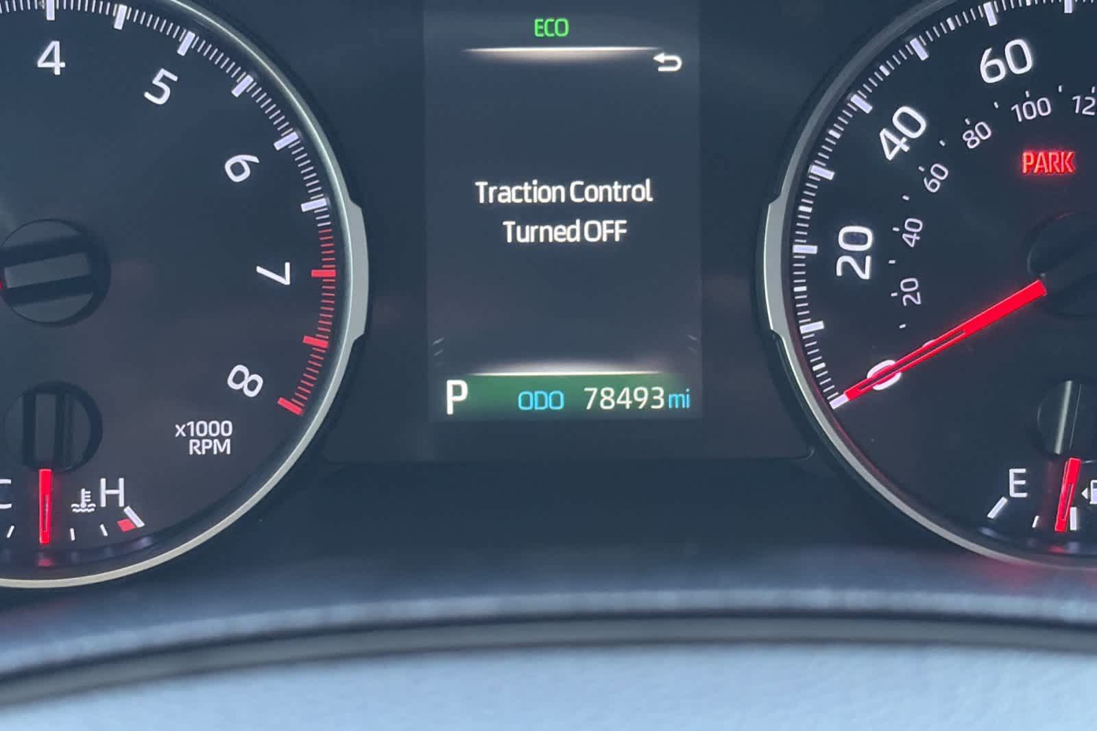 Used 2019 Toyota RAV4 LE FWD image 27