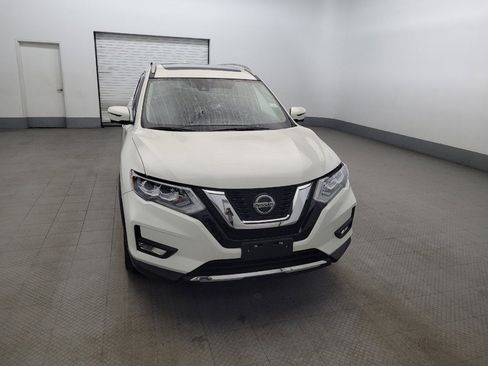 Used 2019 Nissan Rogue SL w/ Premium Package AWD/4WD image 14