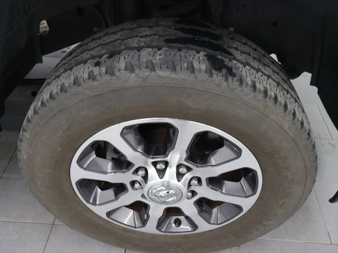 Used 2022 RAM 2500 Limited AWD/4WD image 3