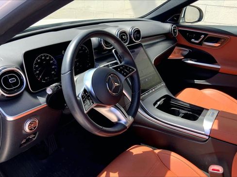 Used 2023 Mercedes-Benz C 300 Sedan image 3