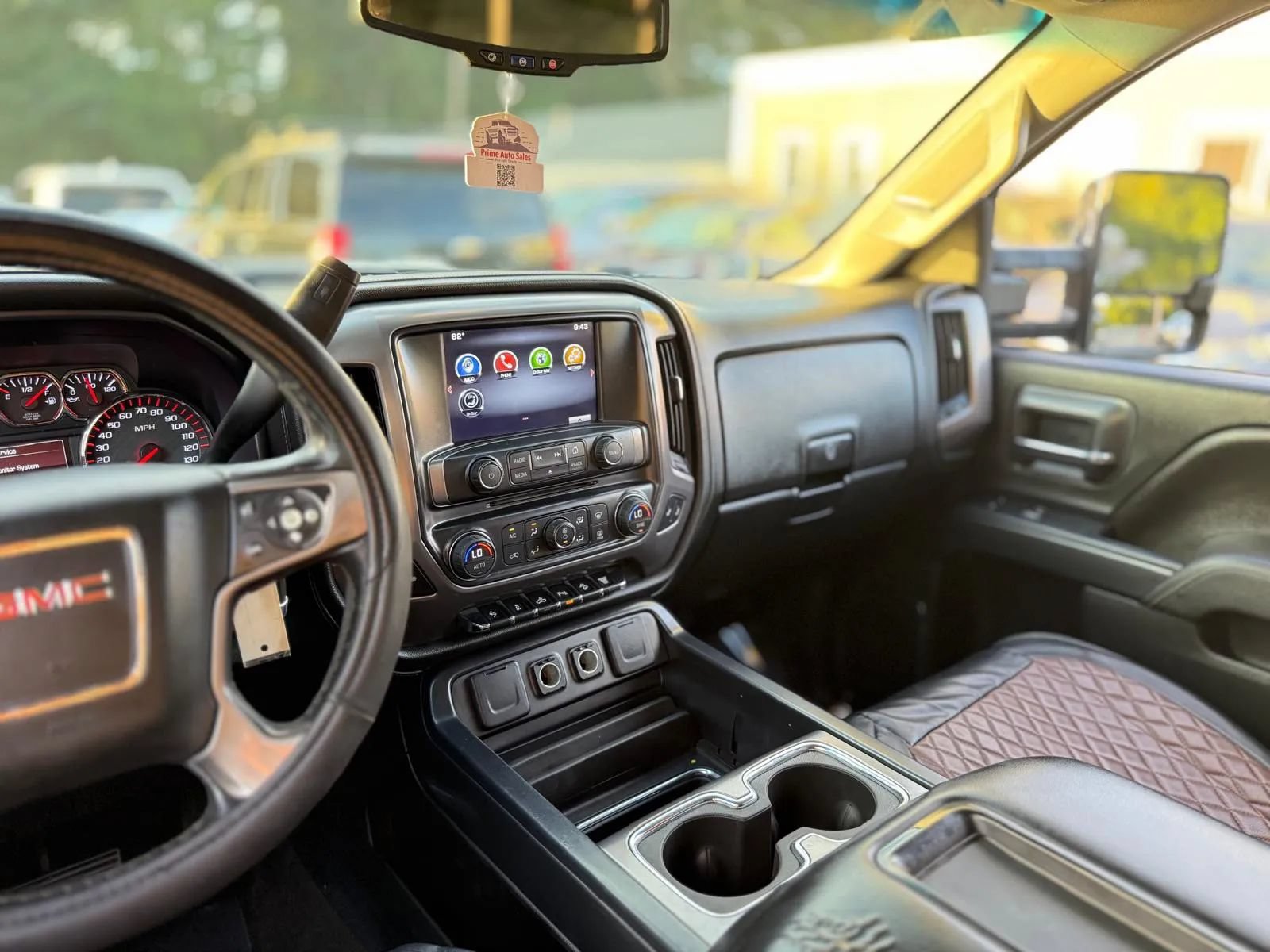 Used 2015 GMC Sierra 2500 SLE AWD/4WD image 22