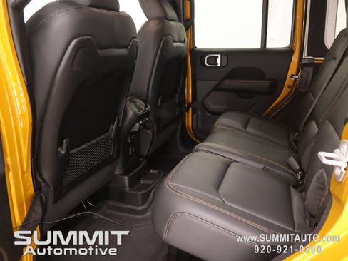 New 2026 Jeep Wrangler Unlimited Sahara AWD/4WD image 8