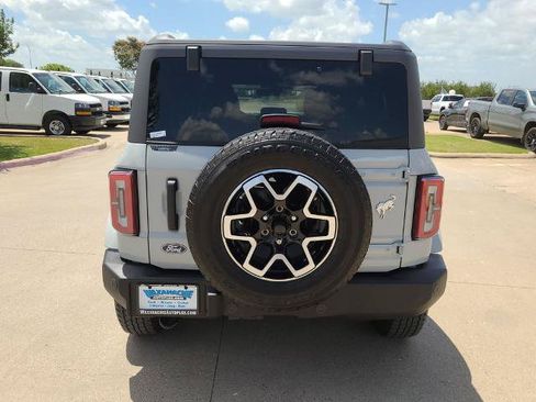 Certified 2026 Ford Bronco Outer Banks AWD/4WD image 4