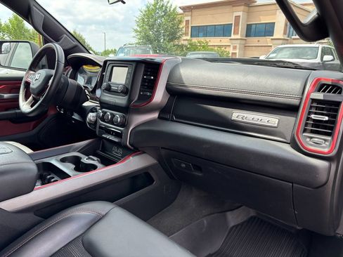Used 2019 RAM 1500 Rebel AWD/4WD image 26