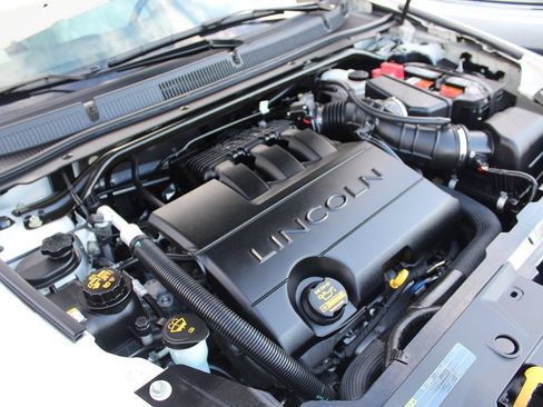 Used 2011 Lincoln MKS w/ 101A Rapid Spec Order Code FWD image 31