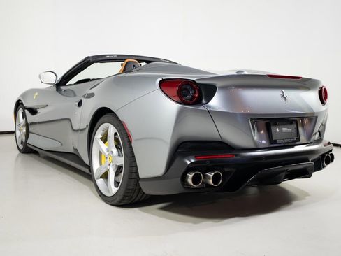 Used 2019 Ferrari Portofino RWD image 4