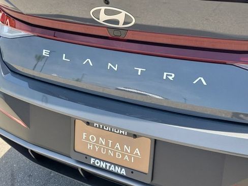New 2026 Hyundai Elantra SEL Sport FWD image 29
