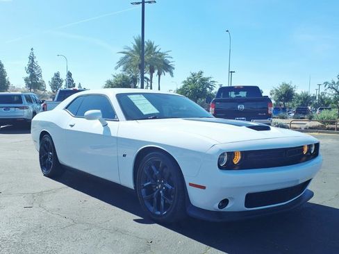 Used 2021 Dodge Challenger GT w/ Plus Package RWD image 8