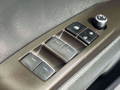 Certified 2023 Toyota Camry XLE w/ Navigation Package AWD/4WD image 18