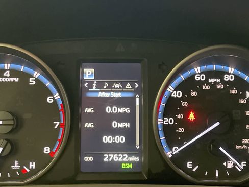 Used 2018 Toyota RAV4 XLE w/ Plus Extra Value Package image 15