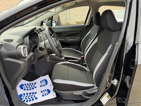 Used 2025 Nissan Versa S w/ Trunk Package image 14