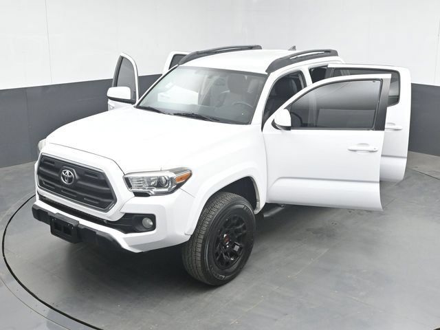 Used 2017 Toyota Tacoma SR5 w/ Tow Package AWD/4WD image 49