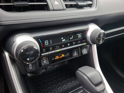 Certified 2025 Toyota RAV4 XLE w/ Convenience Package image 16