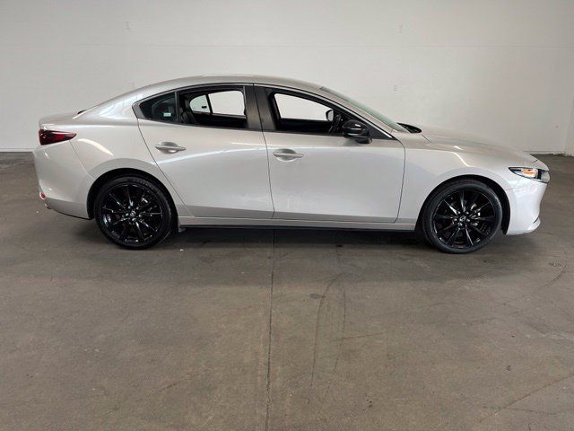 Used 2024 MAZDA MAZDA3 s FWD image 2