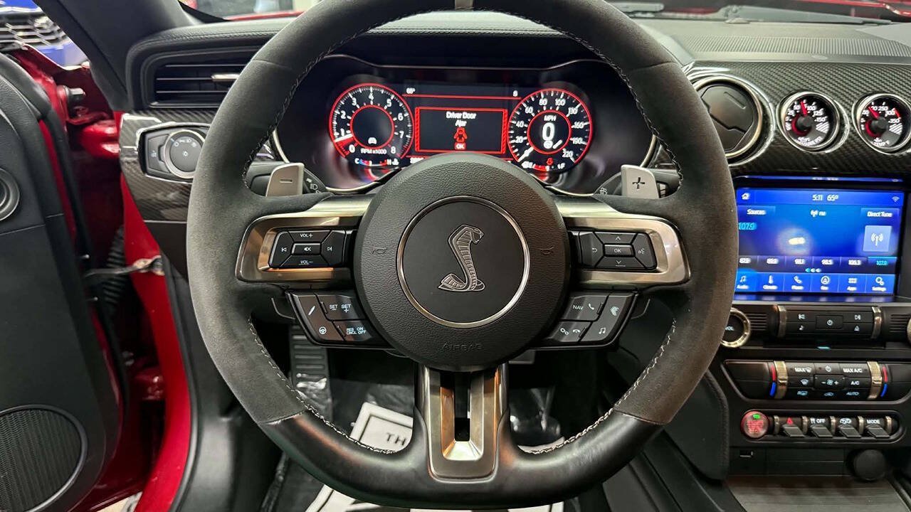 Used 2021 Ford Mustang Shelby GT500 w/ Carbon Fiber Track Pack RWD image 17