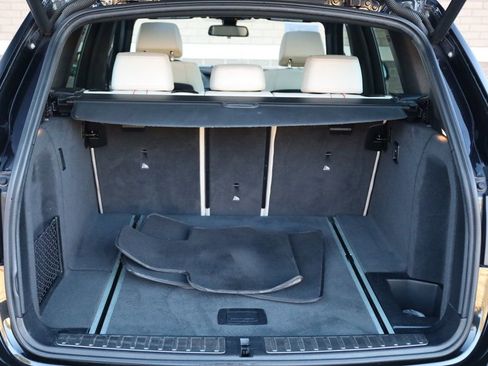 Used 2017 BMW X3 xDrive28i image 10
