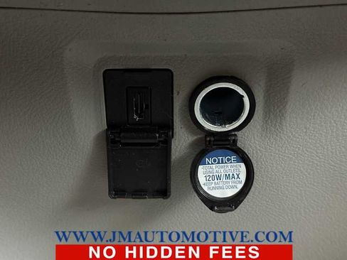 Used 2020 Toyota Sienna XLE Premium AWD/4WD image 42