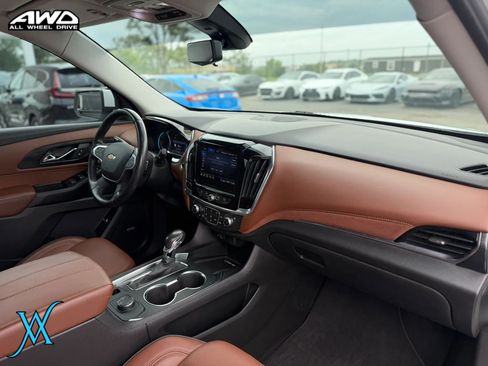 Used 2021 Chevrolet Traverse High Country AWD/4WD image 22