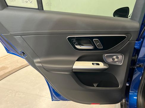 New 2027 Mercedes-Benz GLC 300 4MATIC image 18