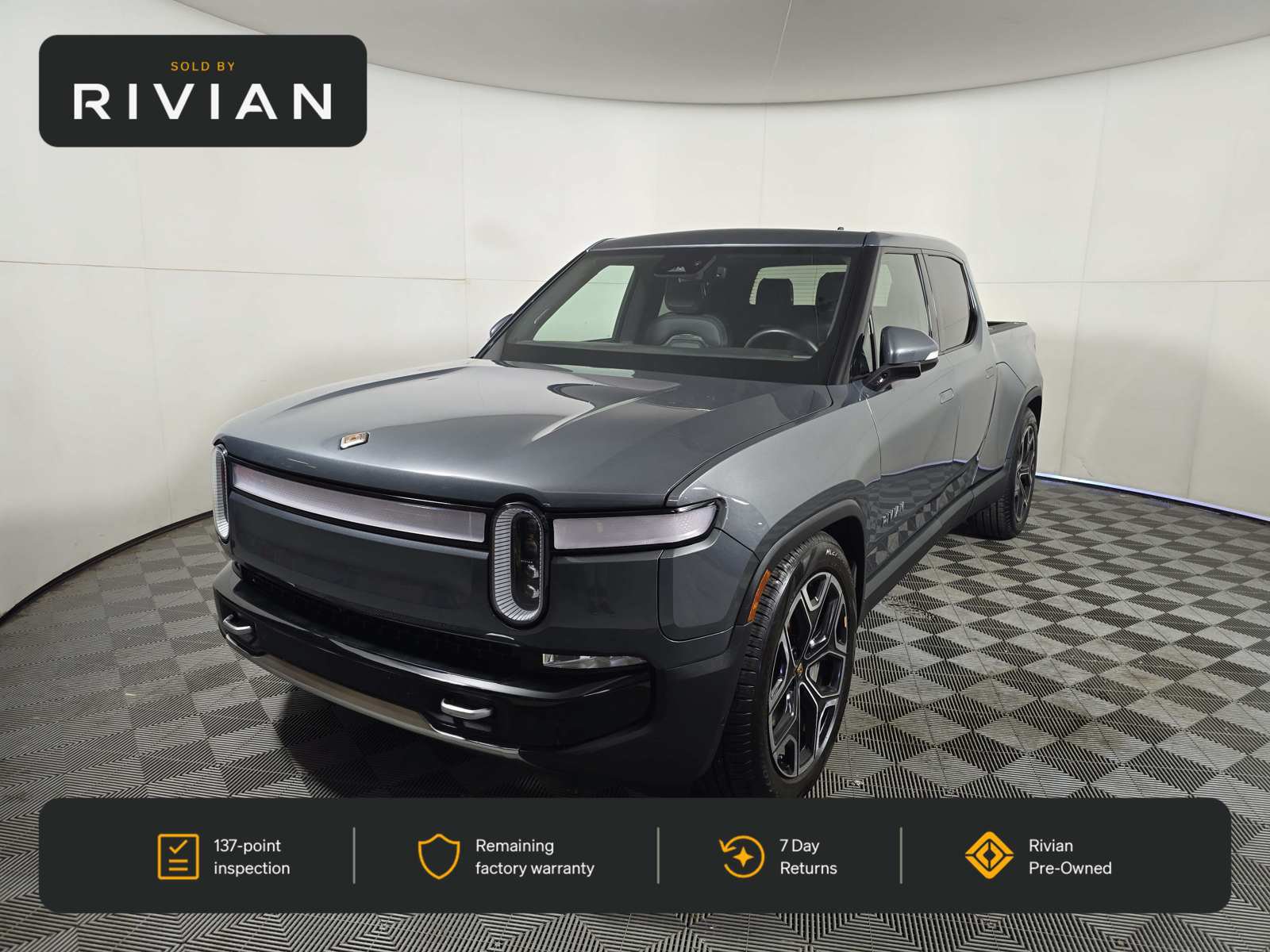 Used 2024 Rivian R1T Adventure Dual AWD/4WD image 1